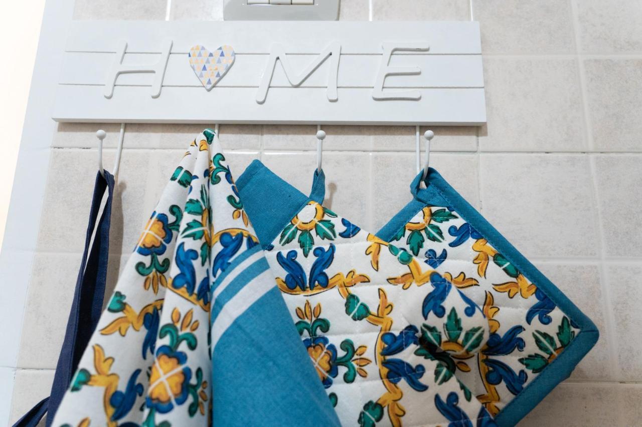 Antico Cortile Siciliano Apartment คาตาเนีย ภายนอก รูปภาพ